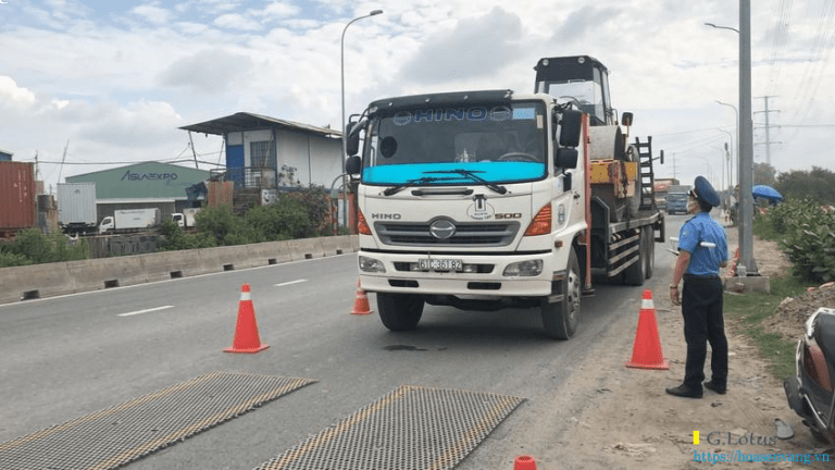 TP. Hồ Chí Minh bắt đầu thí điểm cân tự động hóa để xử lý xe vượt tải