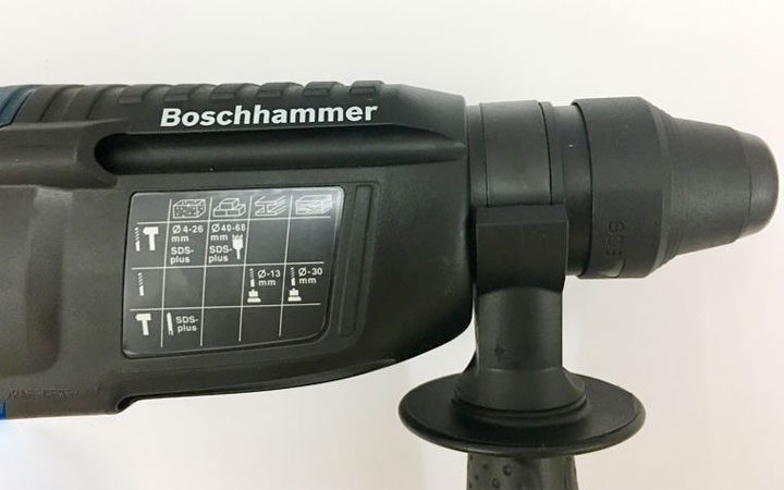 Thông số kỹ thuật của GBH 2-26 DRE được ghi trên thân máy