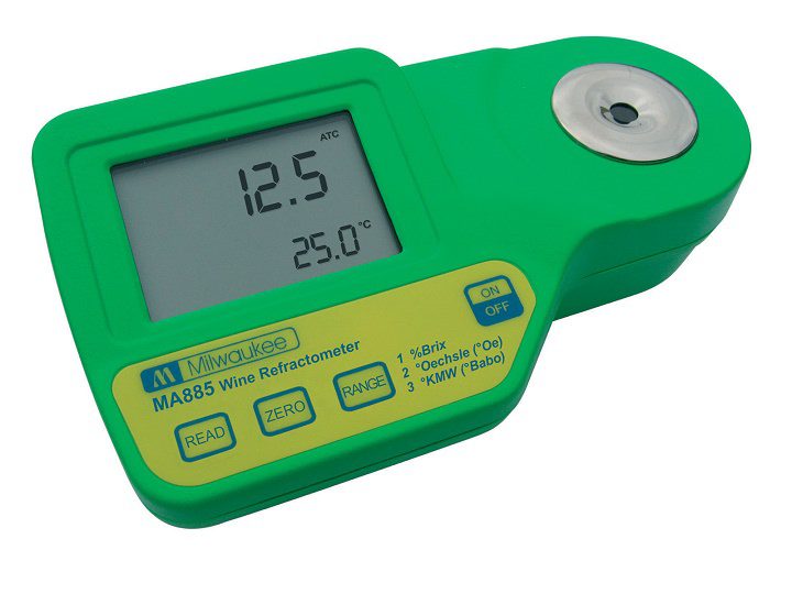 Máy đo độ ngọt bằng khúc xạ Milwaukee MA885