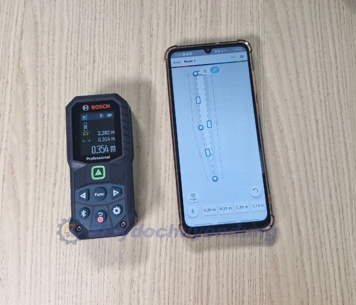 bosch-glm-50-27cg GLM 50-27 CG có tính năng kết nối với điện thoại qua Bluetooth