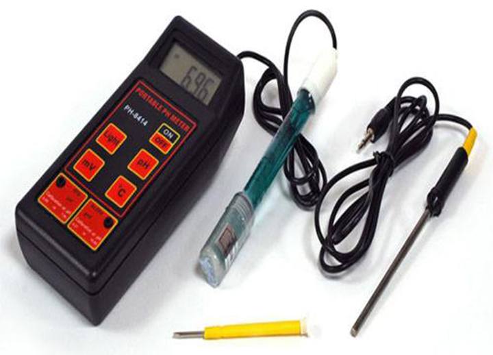 Thiết bị đo pH và nhiệt độ mã PH8414 Thiết bị đo pH và nhiệt độ mã PH8414