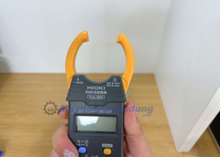 hioki-cm3289-10 Lõi kẹp nhỏ và mỏng giúp quá trình sử dụng được thuận tiện và nhanh chóng nhất
