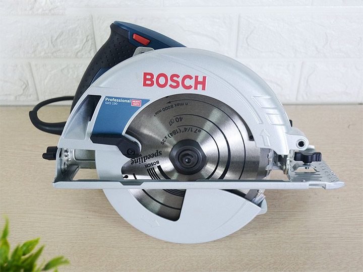 Bosch GKS 190 cưa vòng quay mạnh mẽ