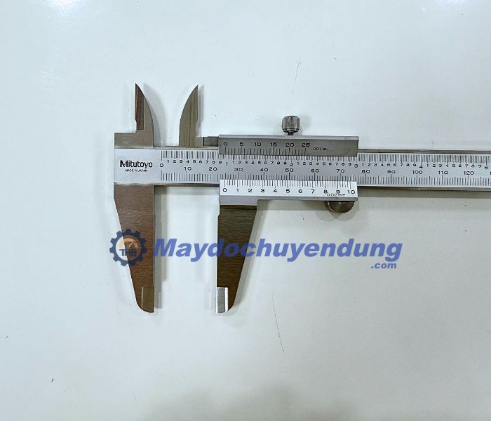 mitutoyo-530-118-81 Mitutoyo 530-118 được làm bằng chất liệu thép không gỉ