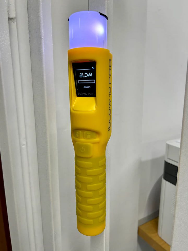 may-do-nong-do-con-hoi-tho-sentech-iblow-10-pro-5